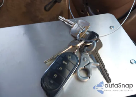 1998 Toyota Tacoma из США, поврежденный, VIN 4TAVL52N7WZ005814